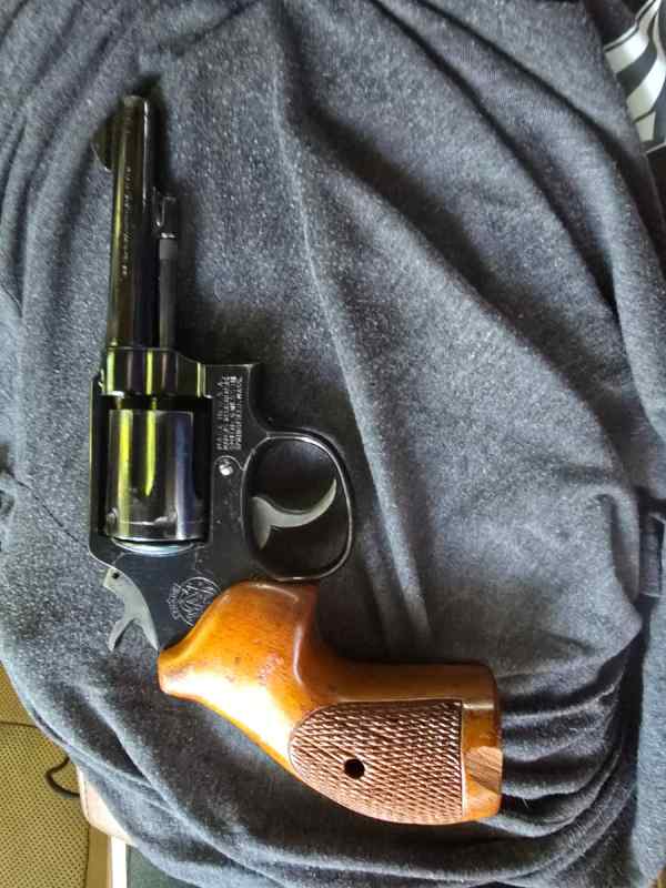 Model 10 6 shot