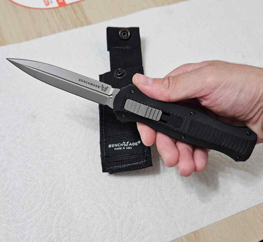 Benchmade Infidel OTF Double Action Navy laser