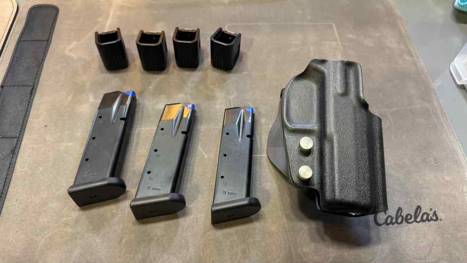CZ Mags / Mag Extensions / Holster WTS WTT