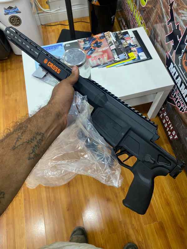 SIG SAUER CROSS 6.5 creedmoor with scope mount