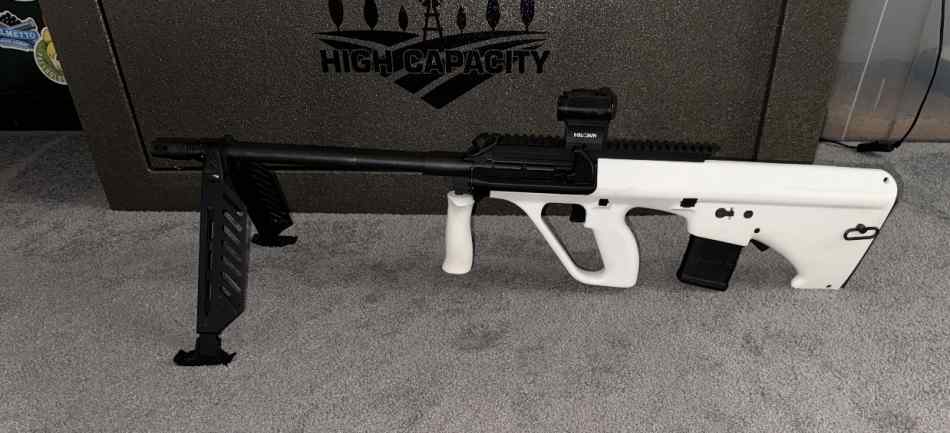 AUG NATO