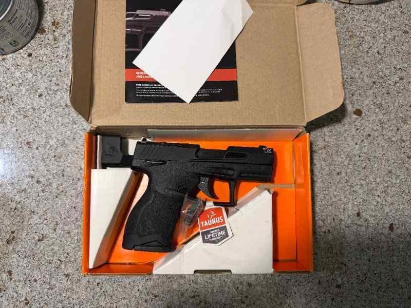 Taurus Tx-22 Compact
